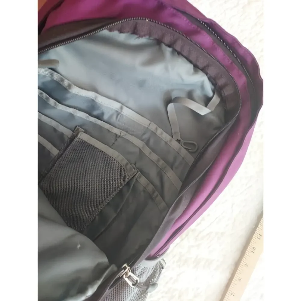 North Face Isabella Backpack Book Bag Hiking Hardback Excellent Authentic EUC